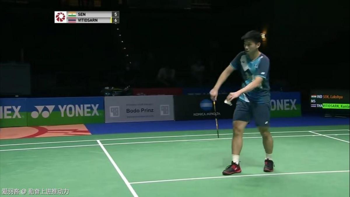 严重违反了 严重违反了