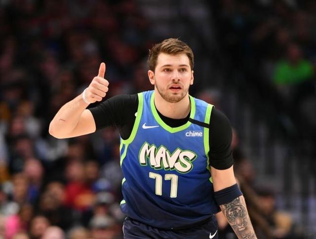 和年轻选手 和年轻选手