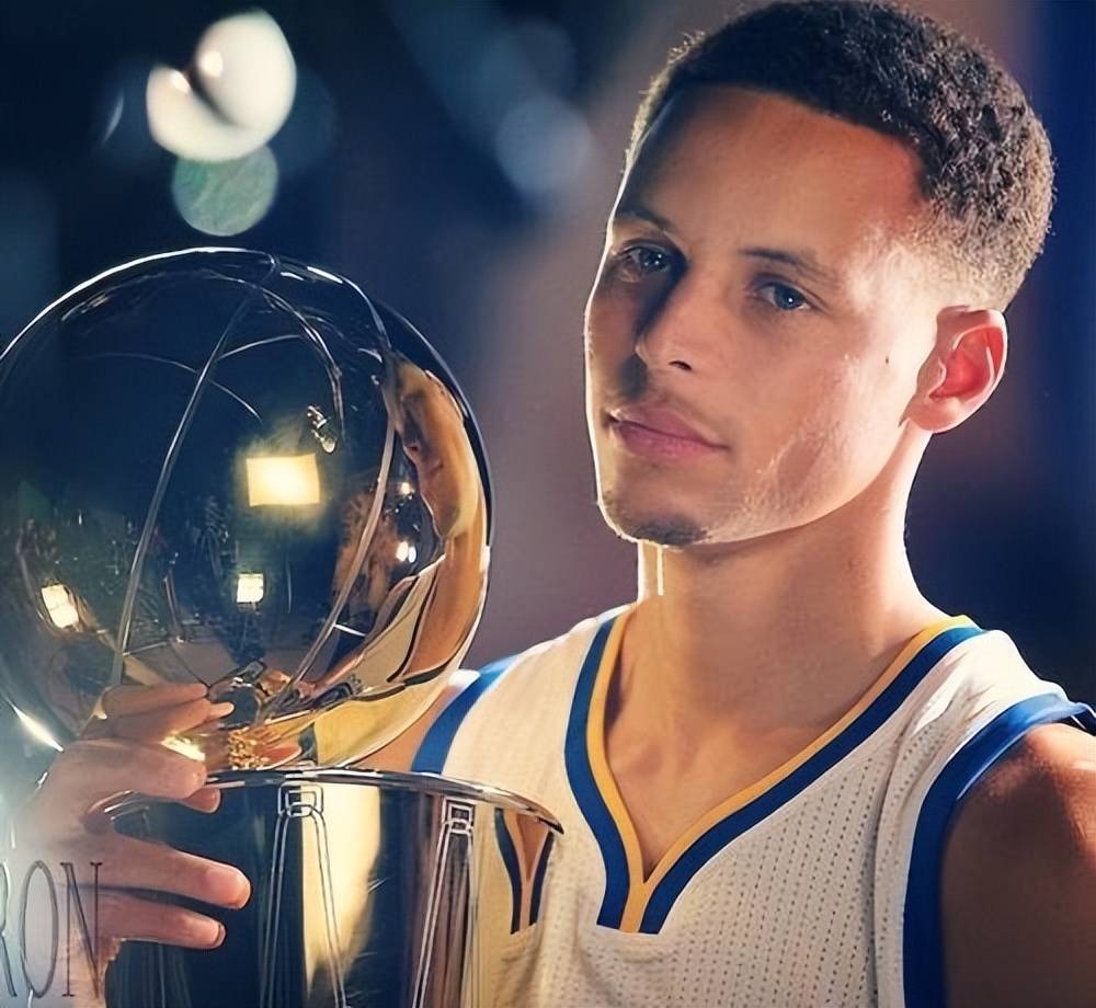 的阿斯顿维 的阿斯顿维